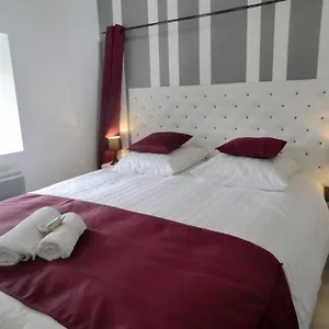 gite-du-chateau.hotels-rhonealpes.com/
