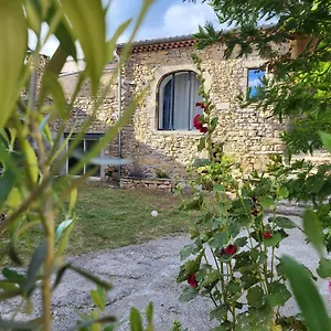maison-independante-a-10mins-daubenas.hotels-rhonealpes.com/