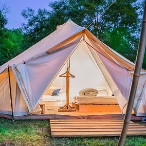 lodging-destination-nature-dordogne.midi-pyreneeshotels.com/
